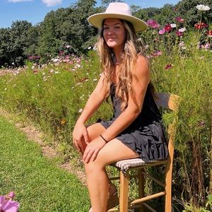 Meet your Posher, Taylor